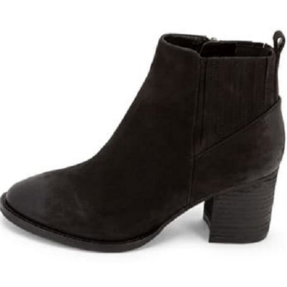Blondo NOA Nubuck Black Ankle Boot Waterproof Size 10
